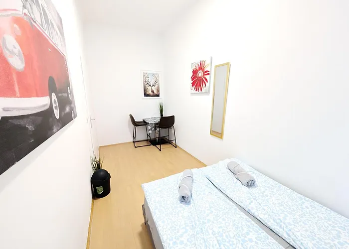 Comfortable In Wiener Stadthalle Area G4 Відень