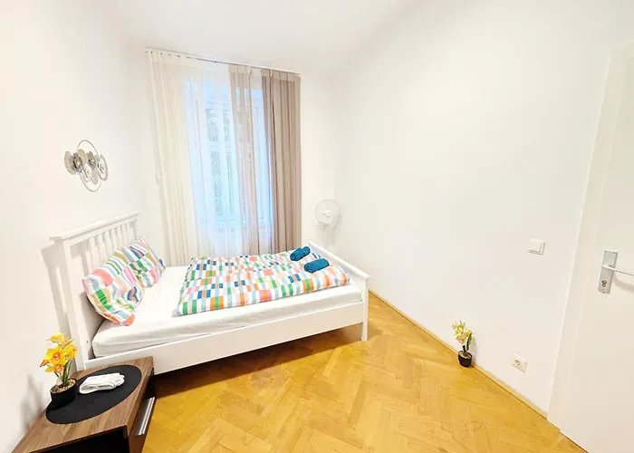 Comfortable In Wiener Stadthalle Area G4 Відень