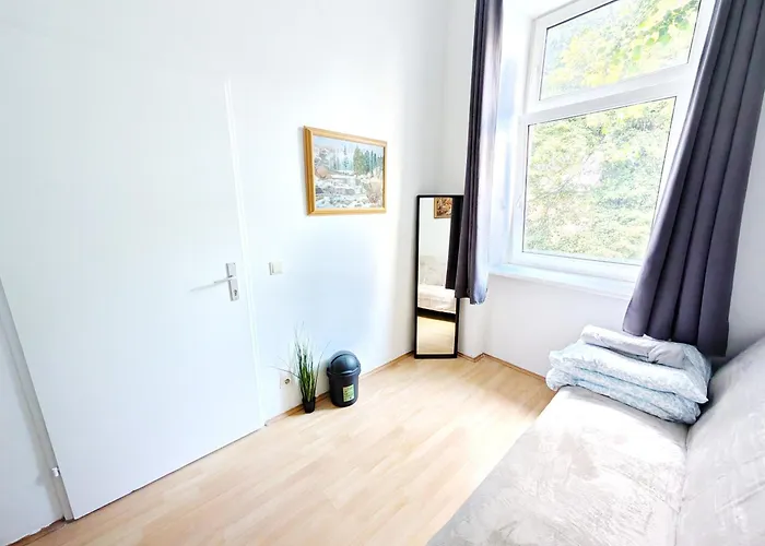 Проживання в сім'ї Comfortable In Wiener Stadthalle Area G4 *
